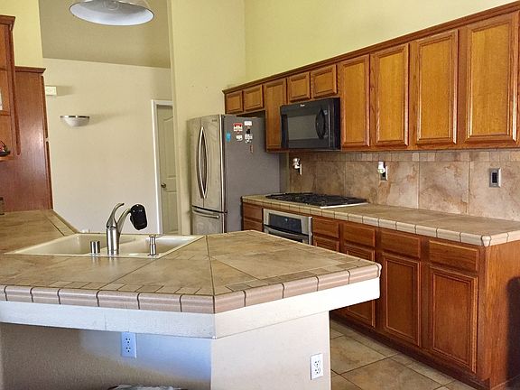 3rd image of 4013 E Sue Ave