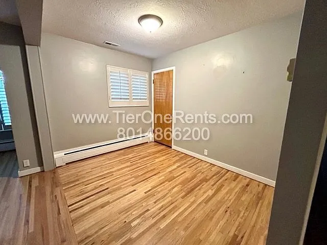 395 E Truman Ave — Photo 14