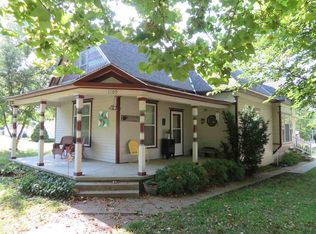 1109 Donnon St, Council Grove, KS 66846