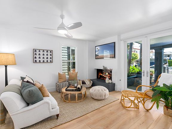 3rd image of 409 Goldenrod Ave #B