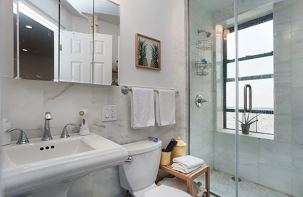 Rented by OGI Management | media 15