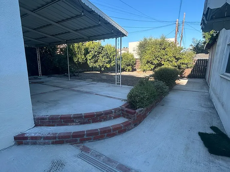 922 S Patton Ave — Photo 25
