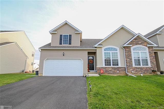 1st image of 925 Graystone Cir