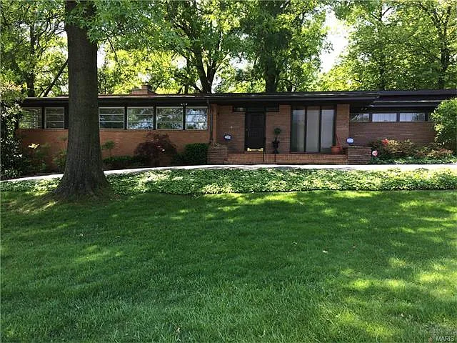 32 Westwood Country Clb photo 1