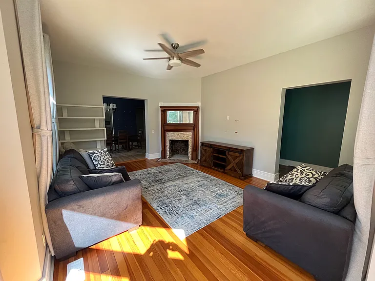 401 N Main St — Photo 10
