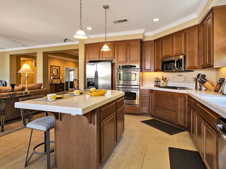 1st image of 42816 Dell Lago Ct
