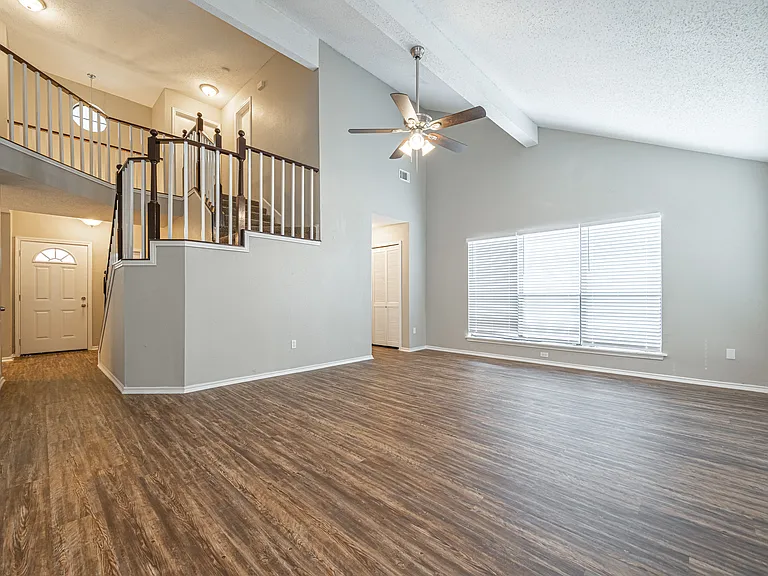 5223FawnLakeDrive-16_04032025