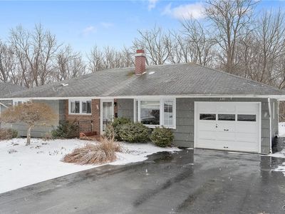 107 Leslee Ter, Syracuse, NY, 13219