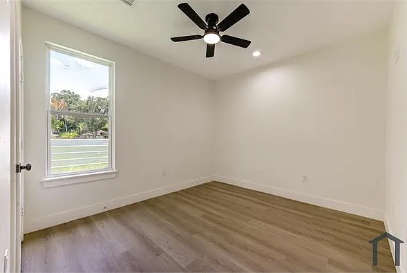 508 Georgia Ave — Photo 7