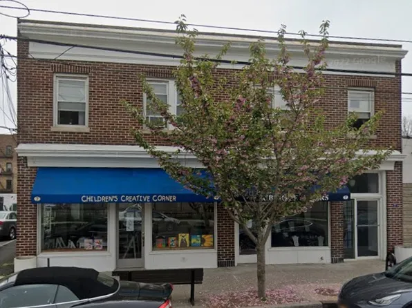 7 Addison St #3, Larchmont, NY 10538