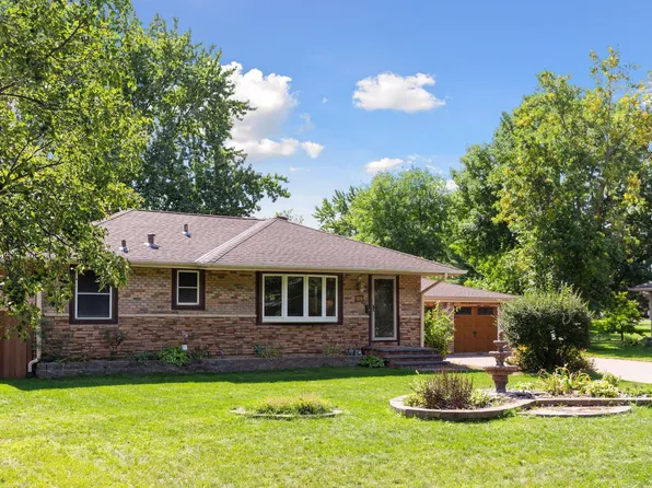6517 Bethia Ln N, Brooklyn Park, MN 55428