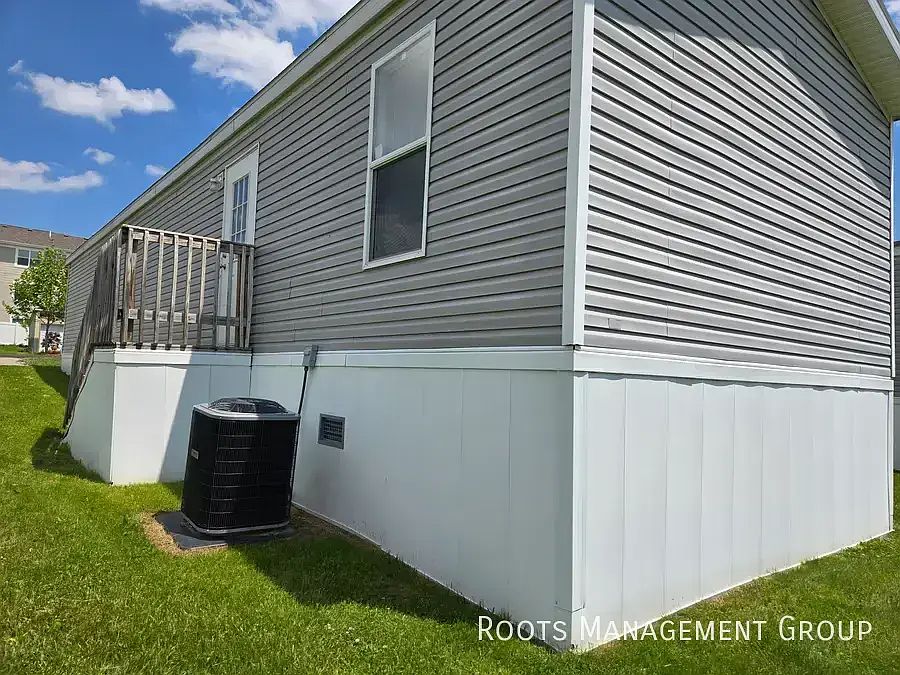 1st image of 64 Eagle Dr #64