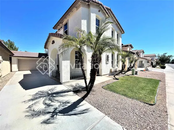 1757 S Voyager Dr, Gilbert, AZ 85295
