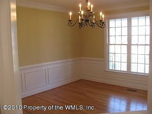3rd image of 4197 Haymarket Ln