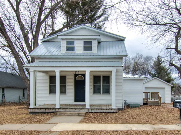 1512 Daniels Avenue, Altoona, WI 54720