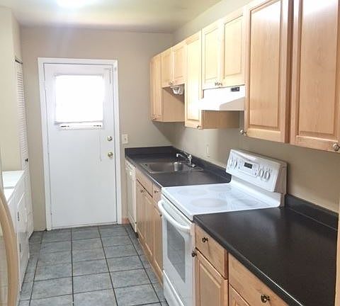 4th image of 725 Northlake Blvd APT 68