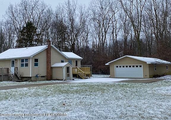 2nd image of 16050 Eskes St
