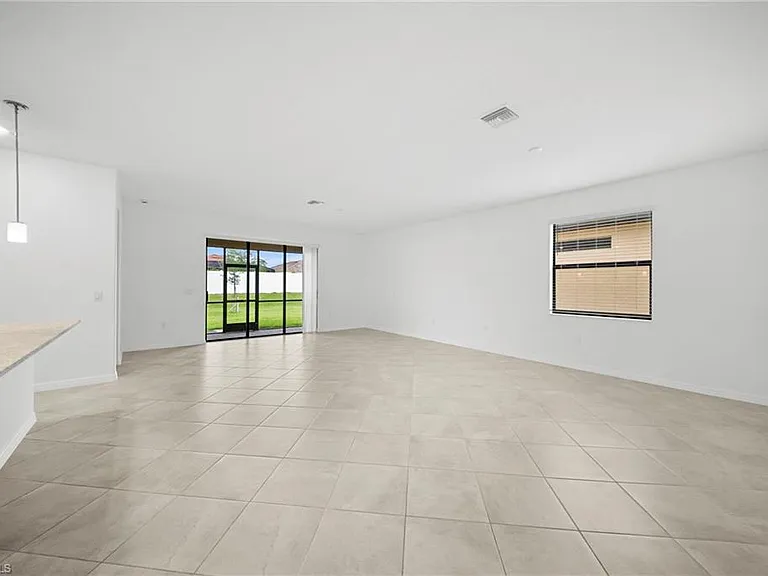 14836 Palamos Cir — Photo 8