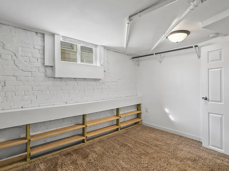 1301 Whittier Ave — Photo 18