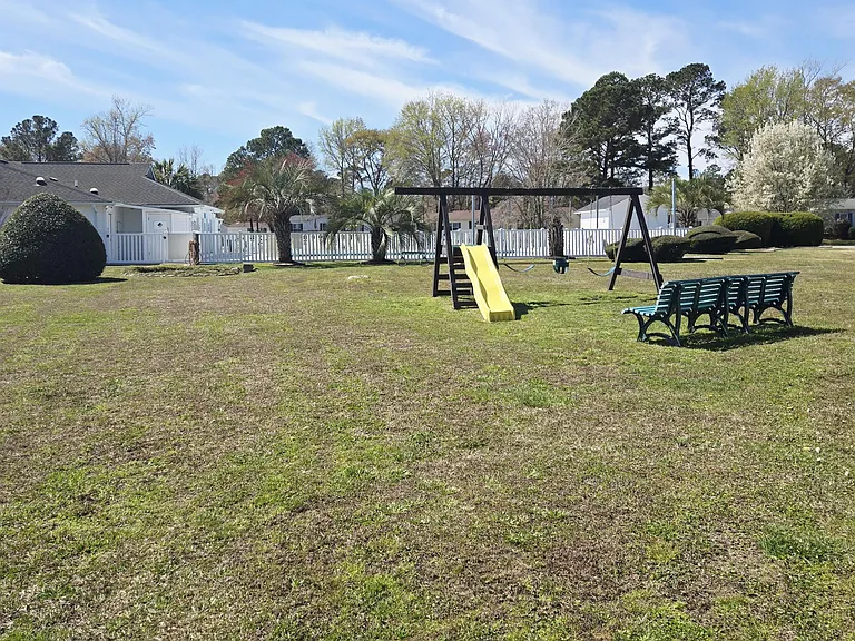 857 Nicholas Dr SW — Photo 27