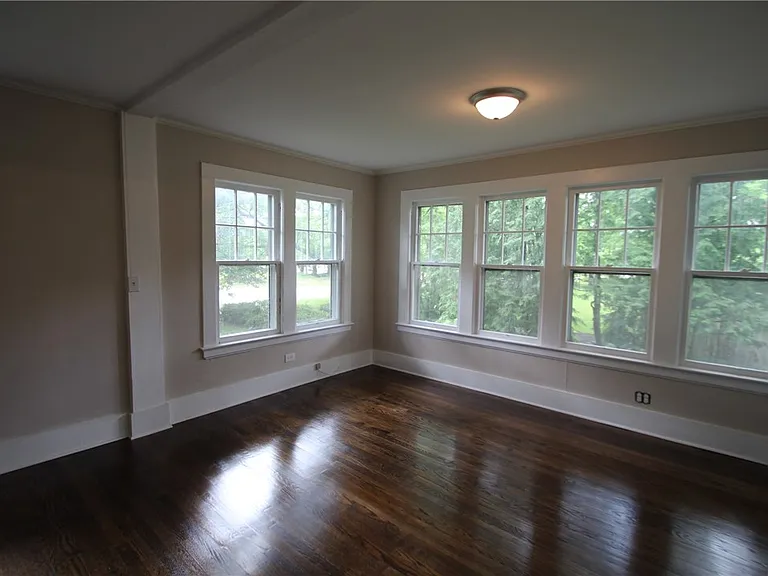 337 Mendon Rd — Photo 10