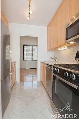 Rented by Mirador Real Estate | media 13