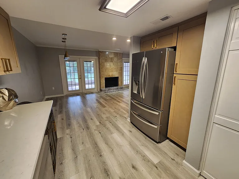 2949 Shamrock St S — Photo 16