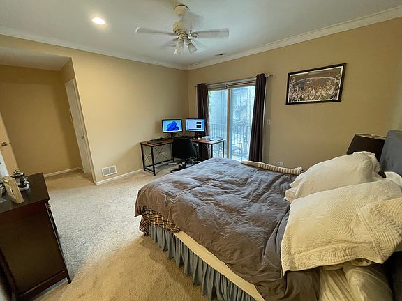 3rd image of 1528 N Hudson Ave APT 2