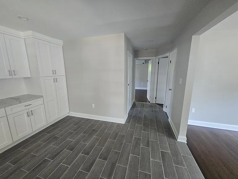 59 Willow Ave #1 — Photo 6