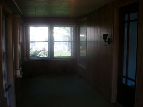 4th image of 3403 E Jackson Blvd