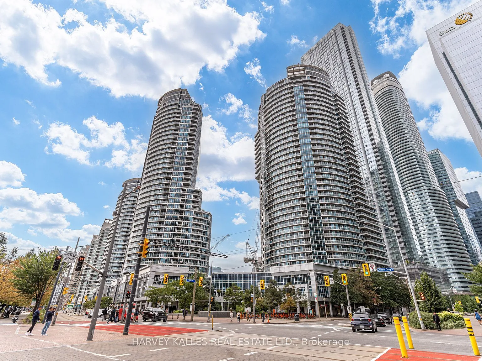 2 bed, $3,400 — Photo 1