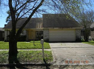 7923 Deer Meadow Dr, Houston, TX 77071