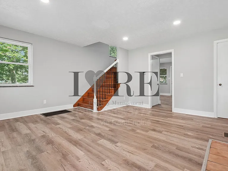316A South Blvd — Photo 7