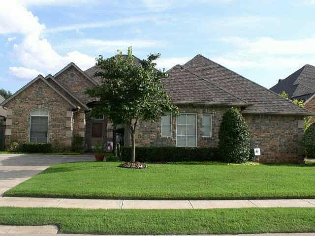 1st image of 3320 N Stone Brook Ct