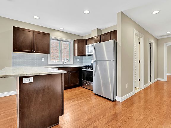 3rd image of 210 Hackensack St APT C