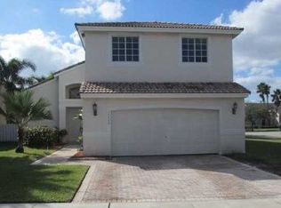19480 SW 2nd St, Pembroke Pines, FL 33029