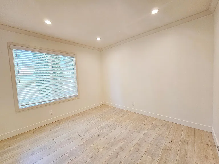 18359 Camino Bello #A — Photo 28