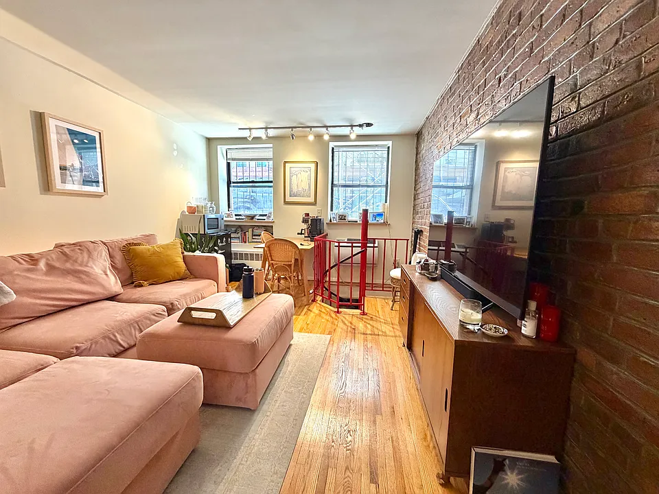 137A Christopher St #DB