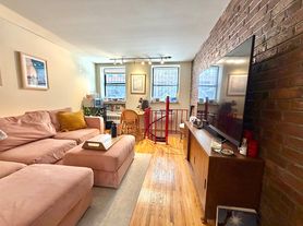 137A Christopher St, New York, NY