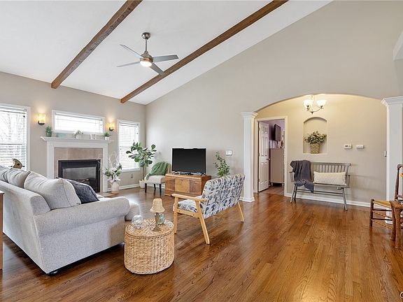 5th image of 7940 Joss Farm Way