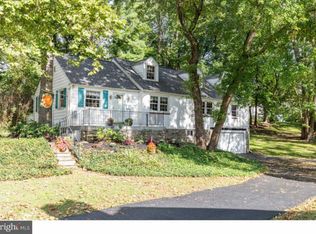 67 N Hillcrest Rd, Springfield, PA 19064