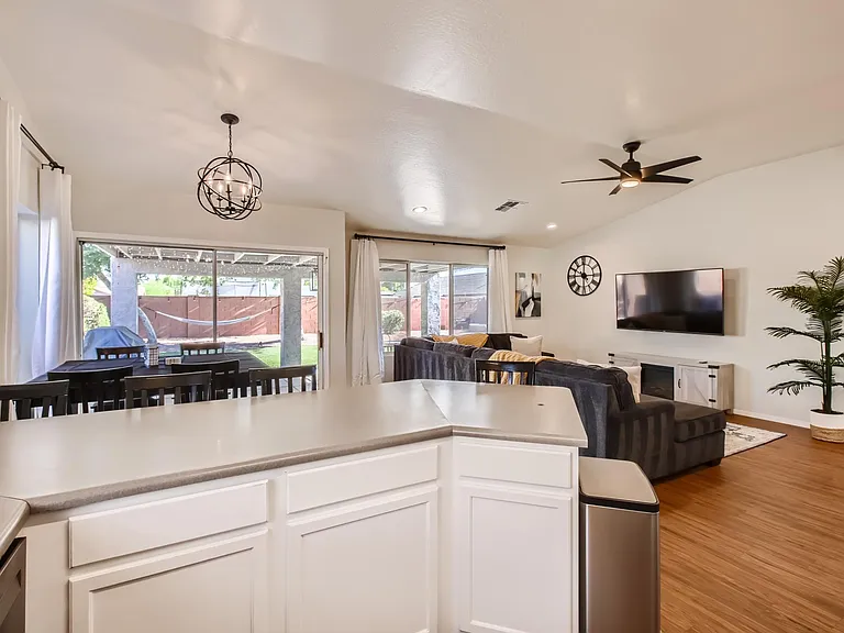 7927 E Harmony Ave — Photo 10