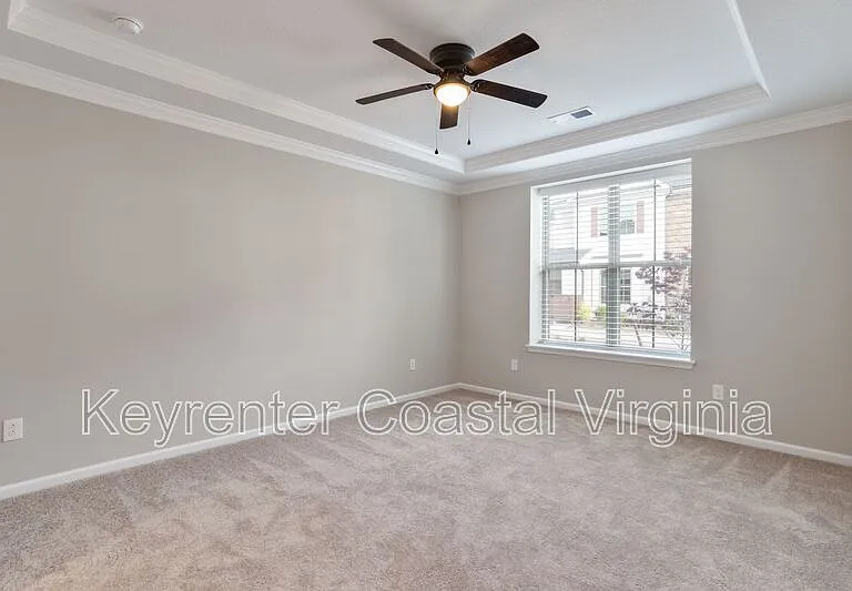 1302 Kathy Ann Way E — Photo 9