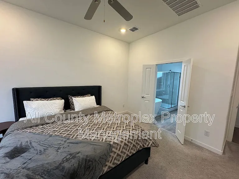 229 Invermore Dr — Photo 10