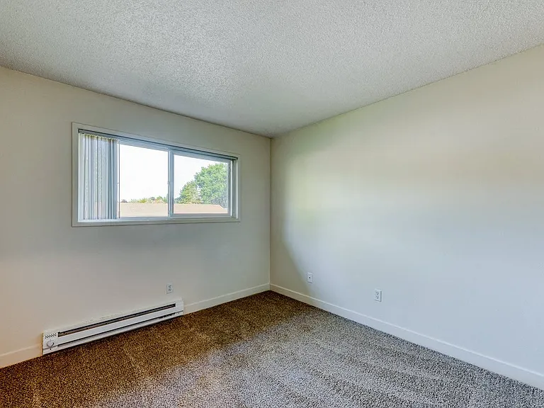 Michael Manor Apartments — Photo 13