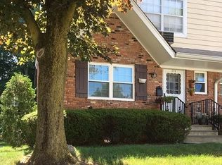 279 Parkside Dr, Suffern, NY 10901