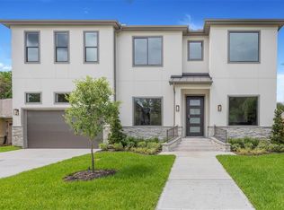 4704 Laurel St, Bellaire, TX 77401
