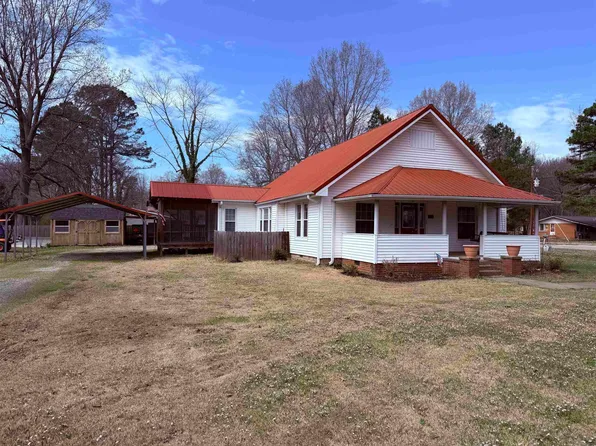 217 S 12th Ave, Piggott, AR 72454