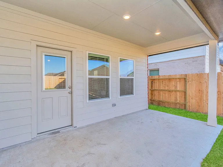 21046 Treasure Gate Ln — Photo 5