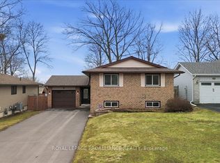 8 Loraine Ave, Quinte West, ON K8V 6M1